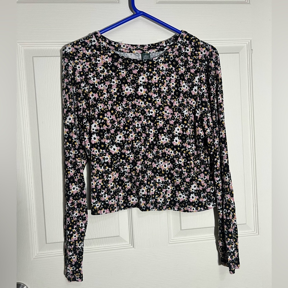 Wild Fable Black and Pink Floral Long Sleeve Top